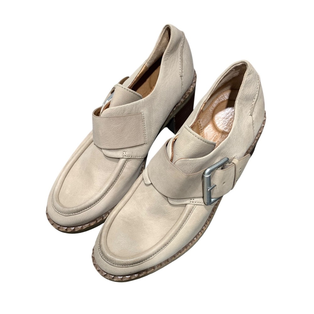 Gentle Souls Women's Bestie Slip On Loafer Pumps Leather Heels Cream 7.5M